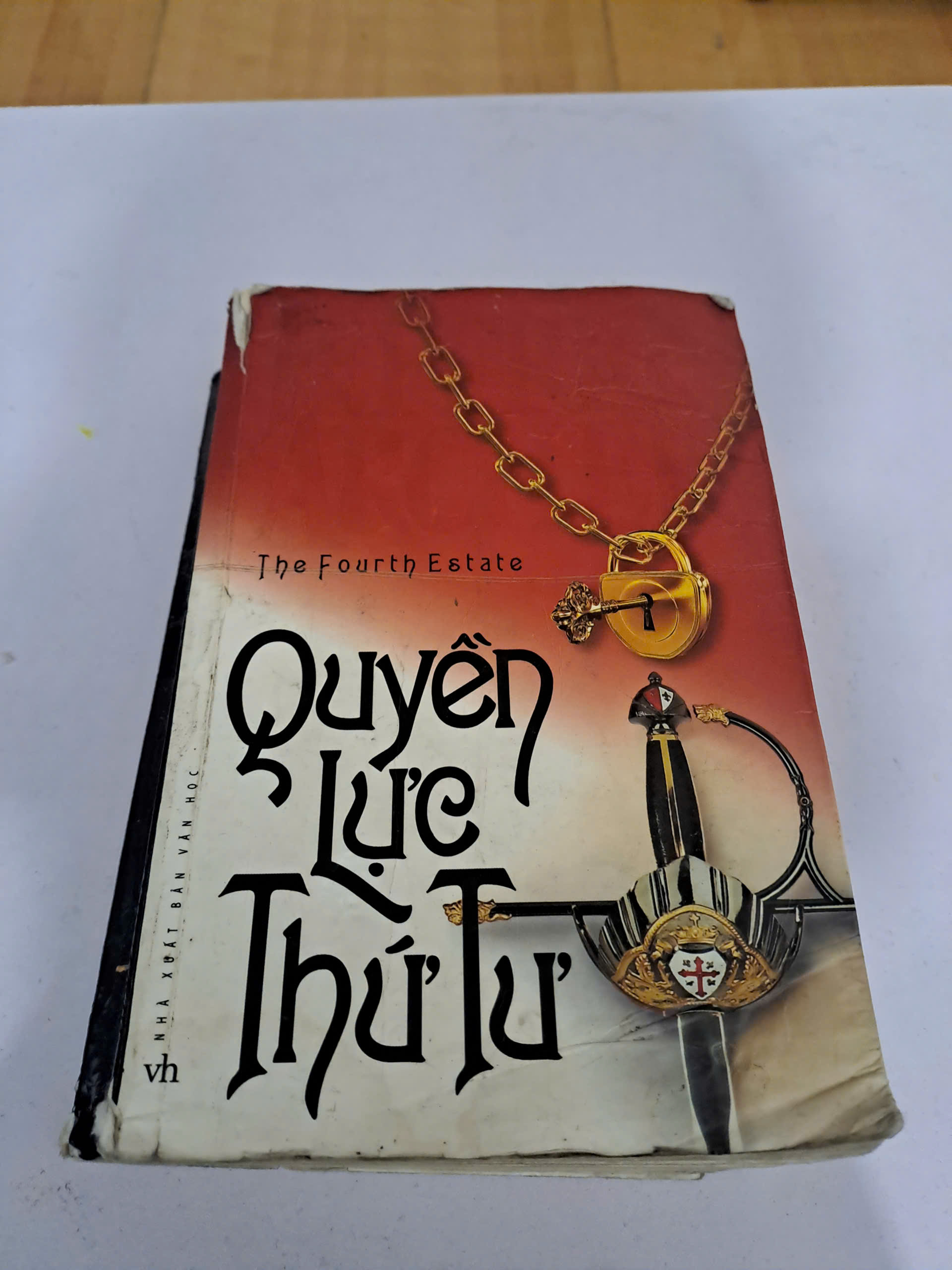 Quyền Lực Thứ Tư - cuốn sách những nhà báo nên đọc